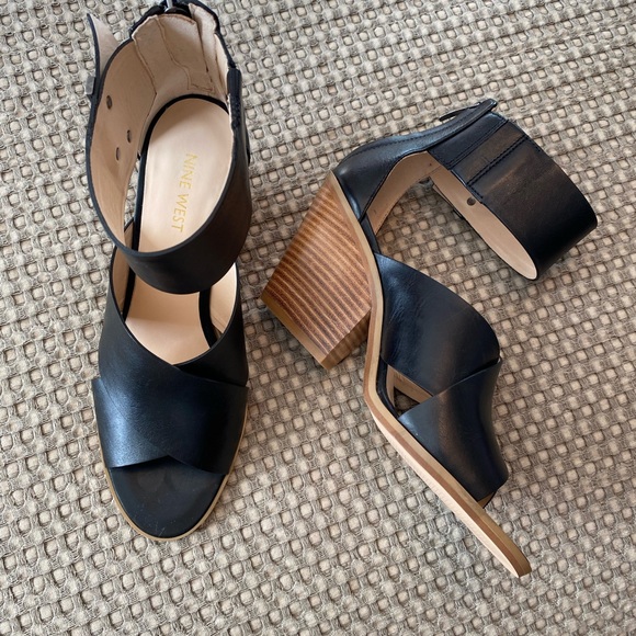 Nine West Yannah Wedge Sandal - Picture 7 of 7